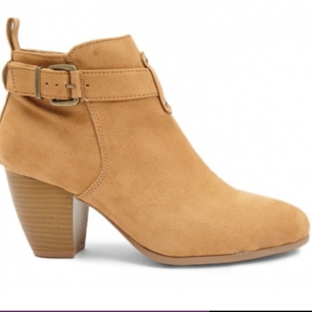 Qupid Zillion Style Booties Color Camel And Stret… - image 1